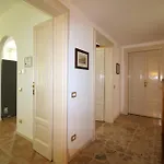 Casa Elli Serbelloni 12 *